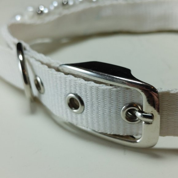 Dog Collar White and Silver Pearl Suitable for Small Dog - Picture 5 of 5